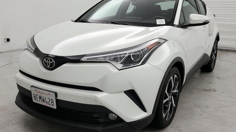 2018 Toyota C-HR XLE 3