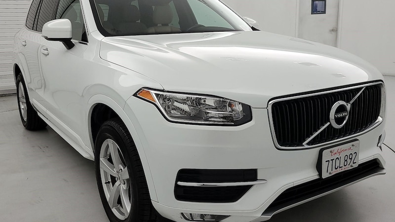 2016 Volvo XC90 T5 Momentum Hero Image