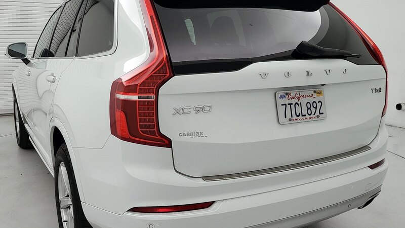 2016 Volvo XC90 T5 Momentum 7