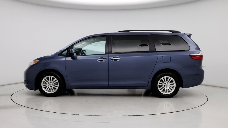 2017 Toyota Sienna XLE 3