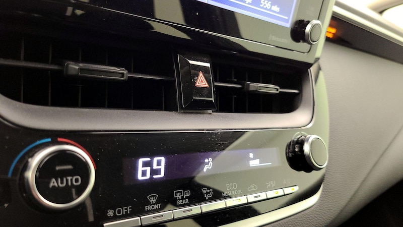 2021 Toyota Corolla LE 14