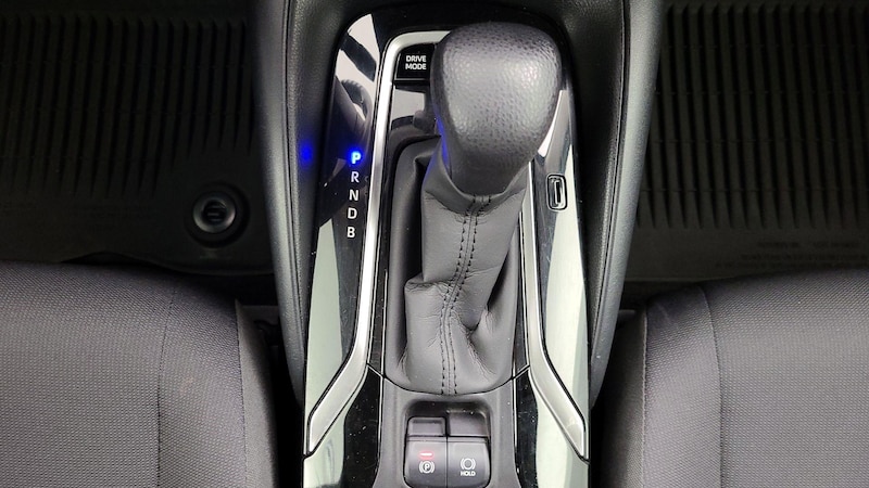 2021 Toyota Corolla LE 15