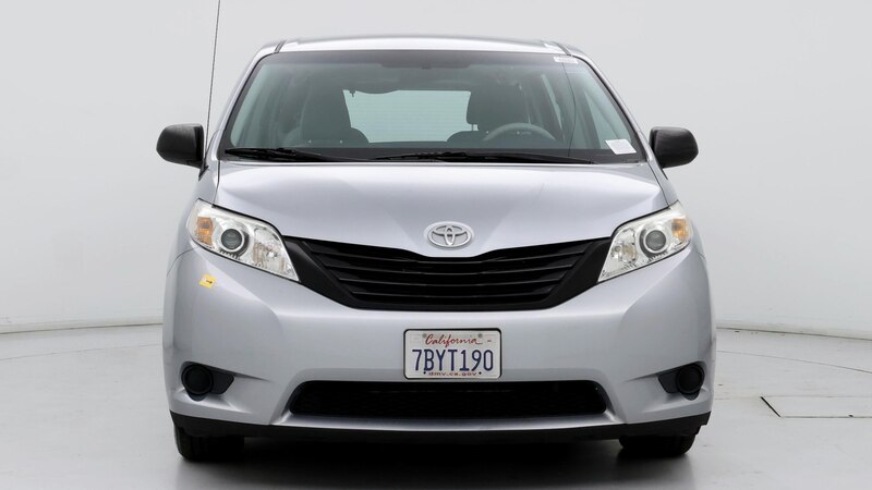 2013 Toyota Sienna L 5