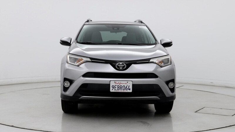 2018 Toyota RAV4 XLE 5