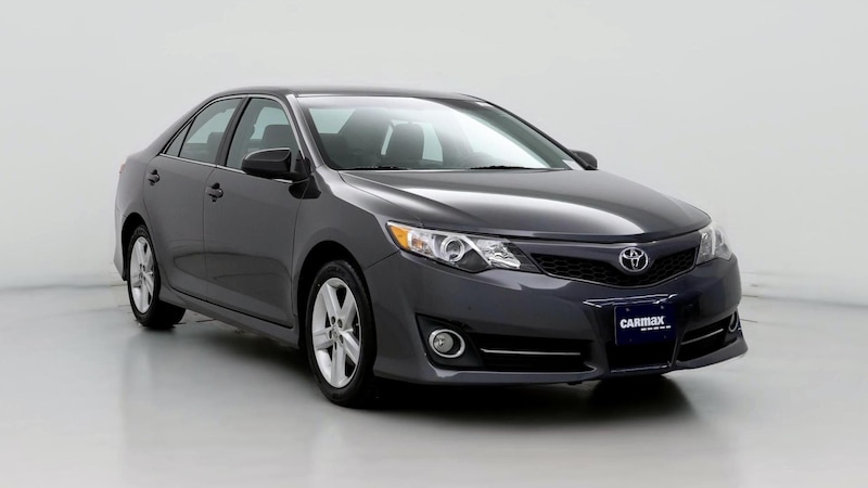 2013 Toyota Camry SE Hero Image