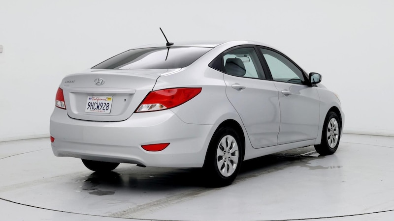 2016 Hyundai Accent SE 8