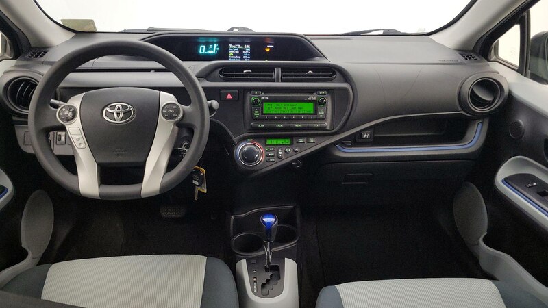 2013 Toyota Prius c Two 9