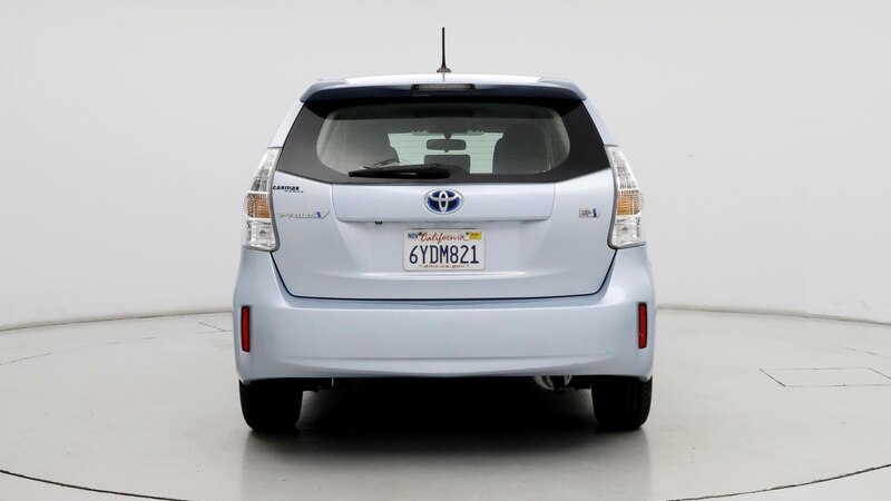 2013 Toyota Prius v Three 6