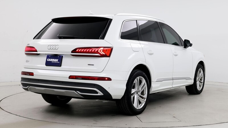 2022 Audi Q7 Premium Plus 8