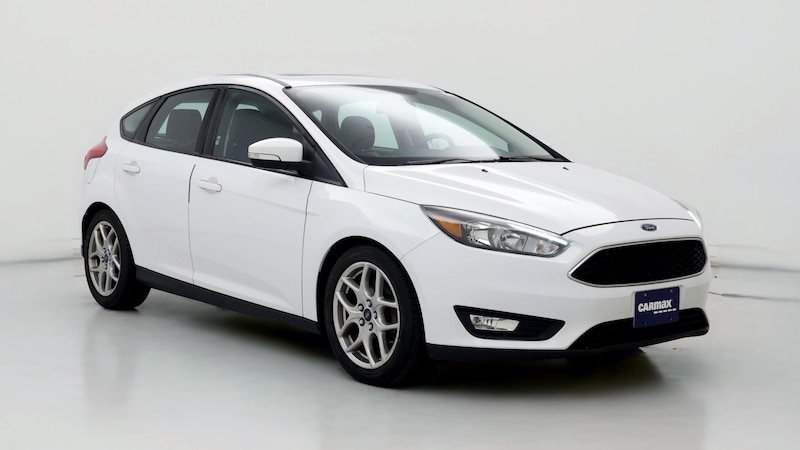 2015 Ford Focus SE Hero Image