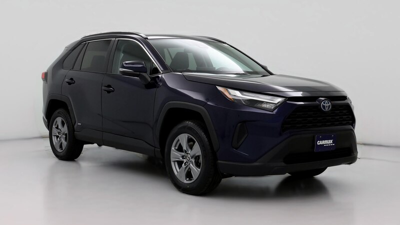 2022 Toyota RAV4 XLE Hero Image