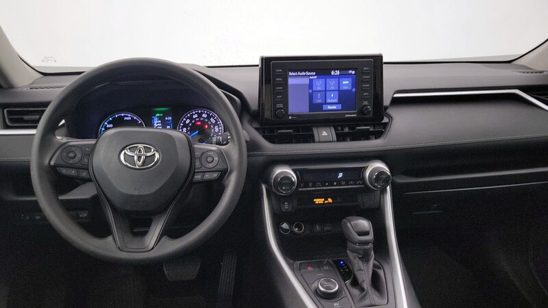 2022 Toyota RAV4 XLE 9