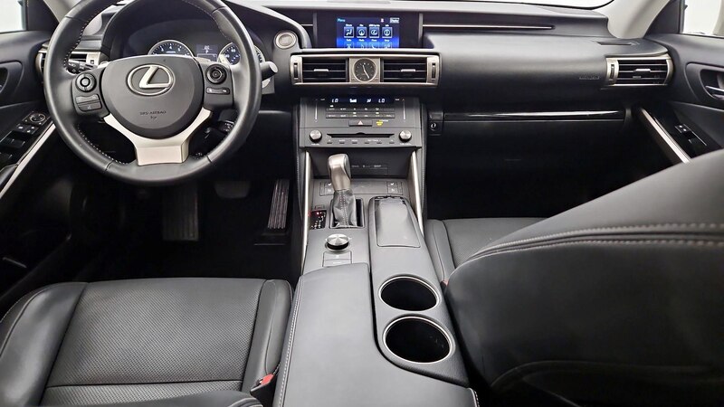 2015 Lexus IS 250 9