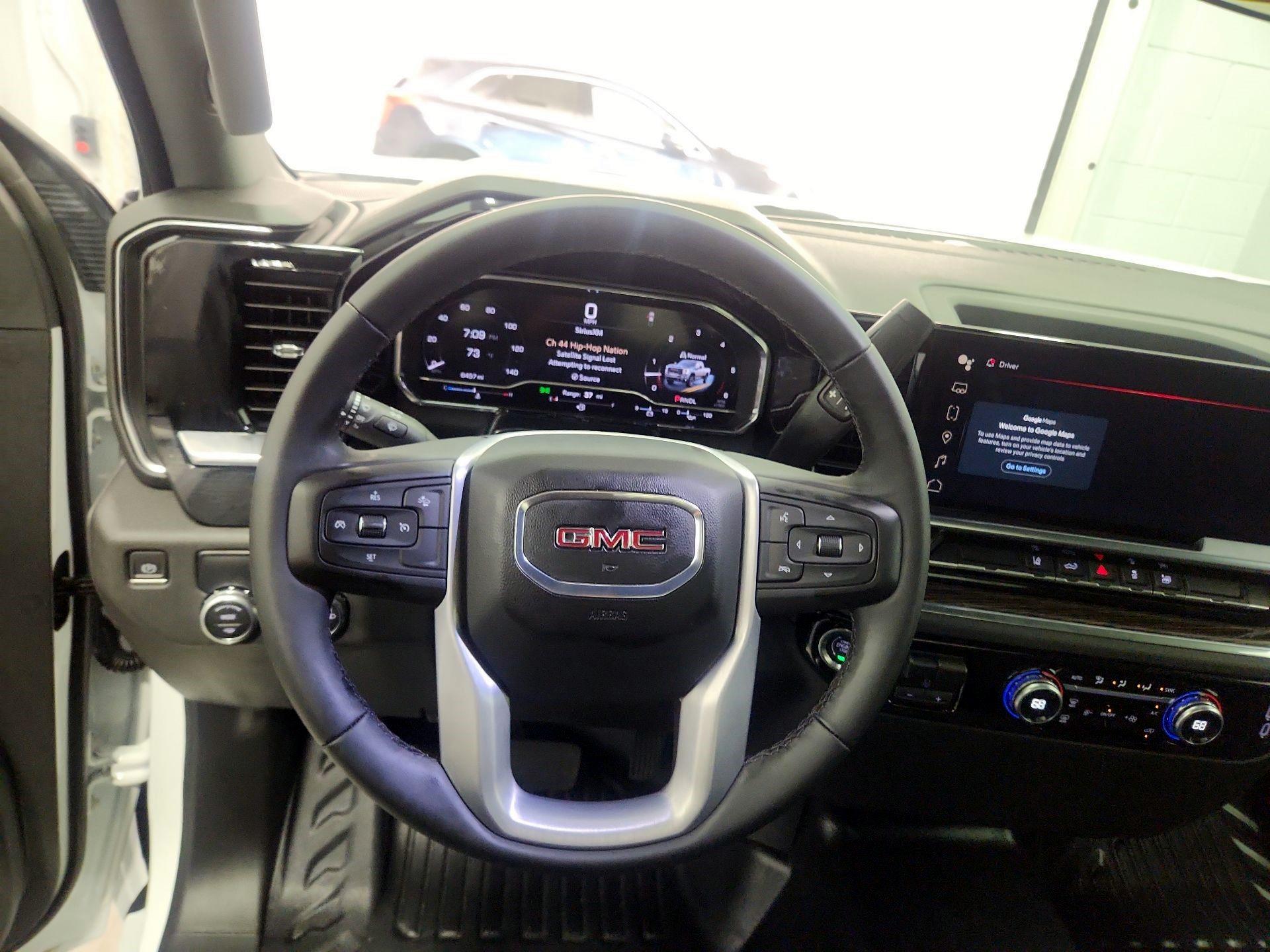 Thumbnail: 2024 GMC Sierra 3500 - 10