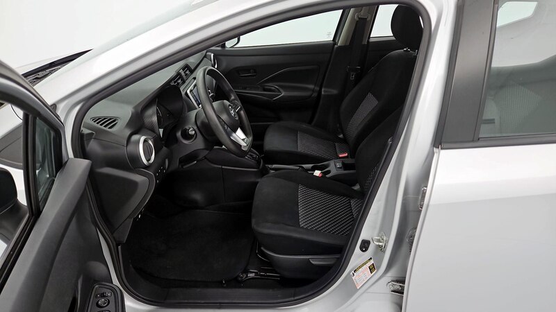 2021 Nissan Versa S 11