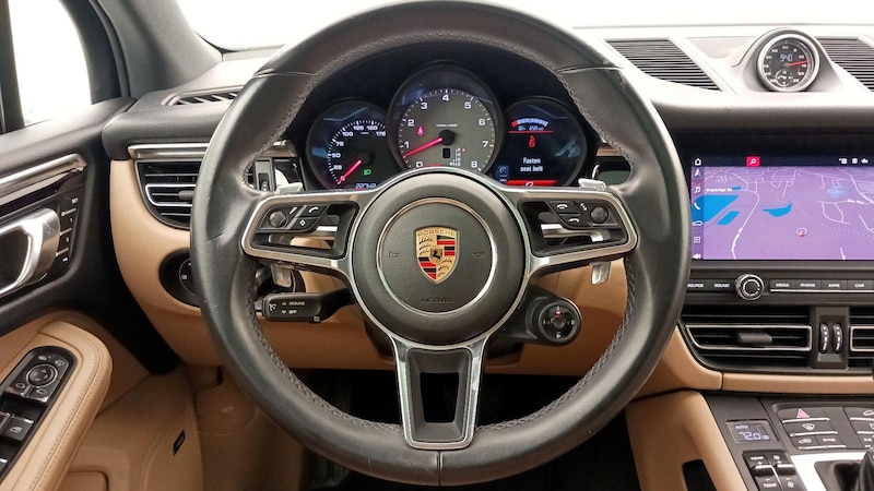 2020 Porsche Macan S 10