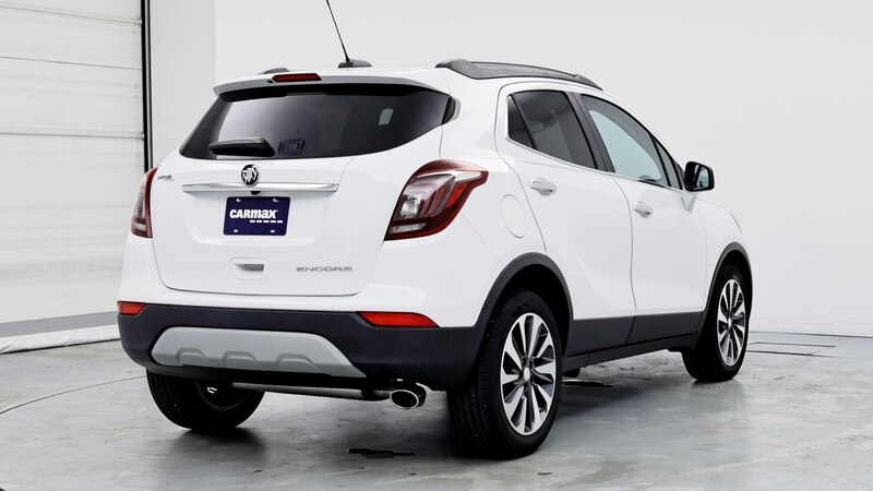 2022 Buick Encore Preferred 8