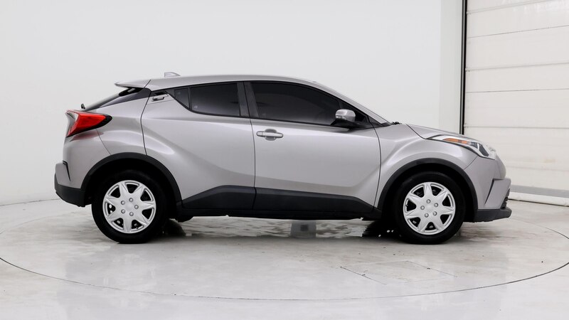 2019 Toyota C-HR XLE 7