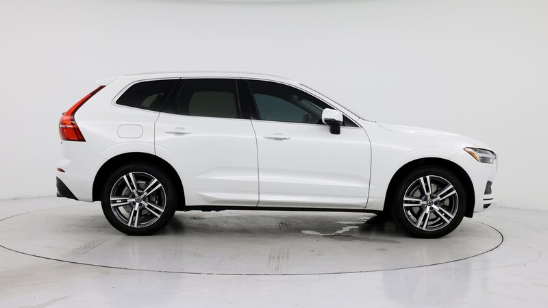 2020 Volvo XC60 T6 Momentum 7