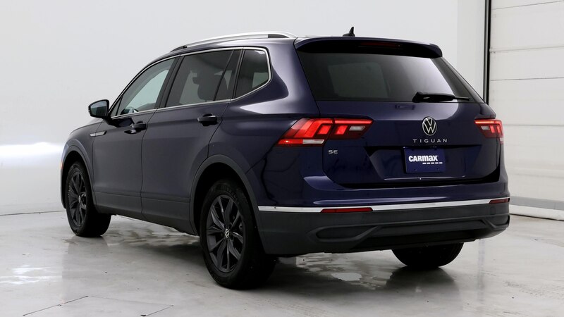 2022 Volkswagen Tiguan SE 2