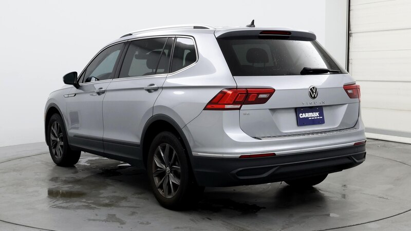 2022 Volkswagen Tiguan SE 2