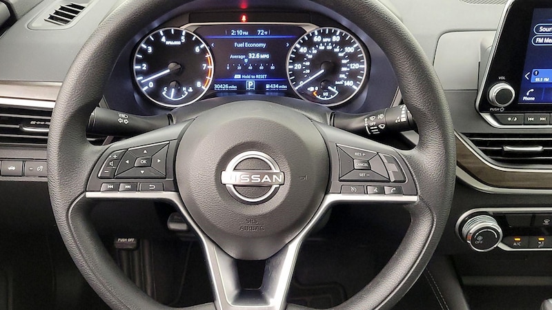 2023 Nissan Altima SV 10