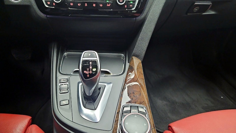 2016 BMW 3 Series 340i 16