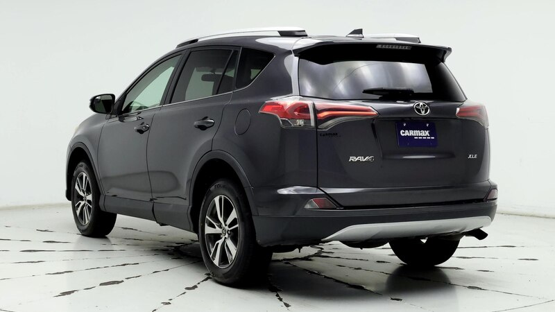 2016 Toyota RAV4 XLE 2