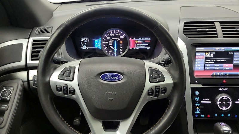 2015 Ford Explorer Sport 10