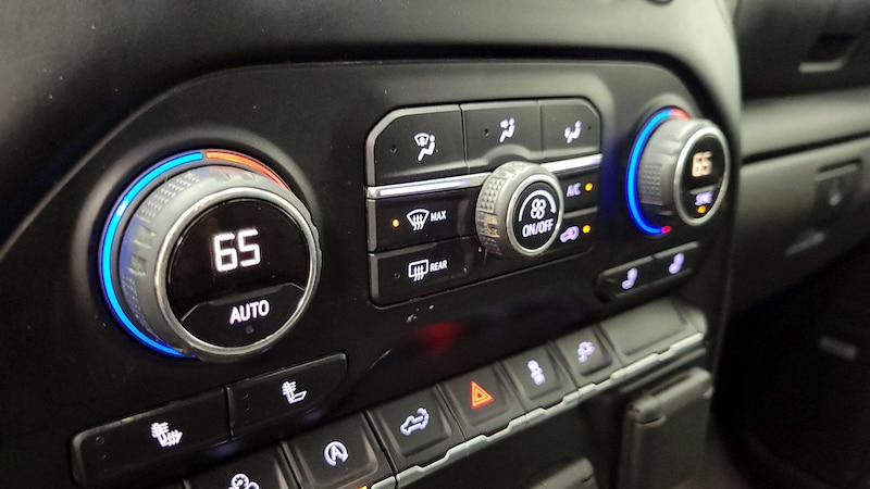 2019 Chevrolet Silverado 1500 LT 17