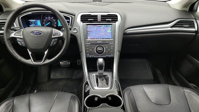 2015 Ford Fusion Titanium 9