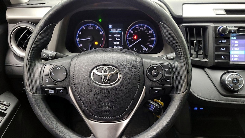 2017 Toyota RAV4 LE 10