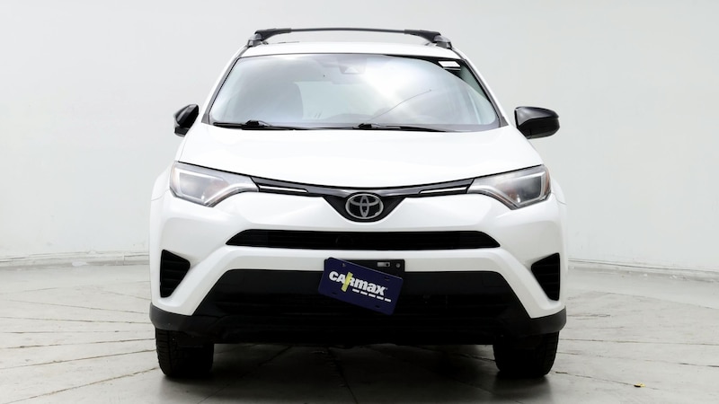 2017 Toyota RAV4 LE 5