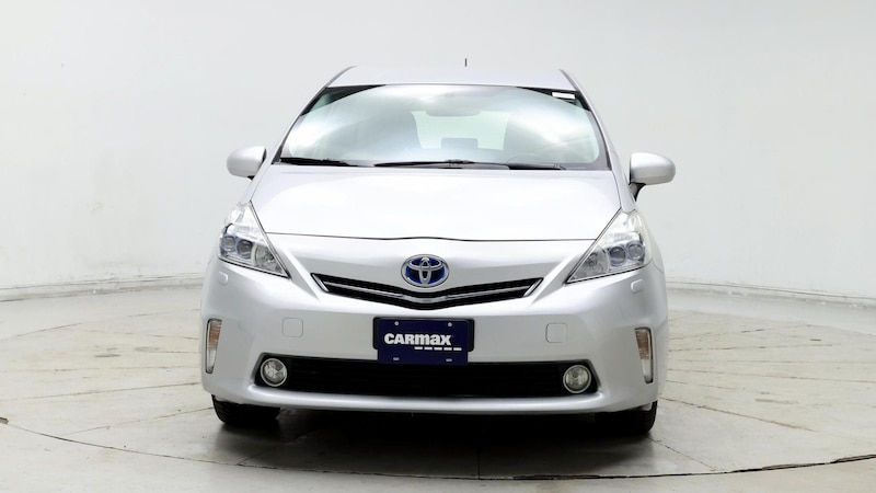 2013 Toyota Prius v Five 5