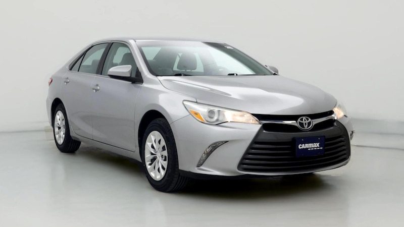 2017 Toyota Camry LE Hero Image