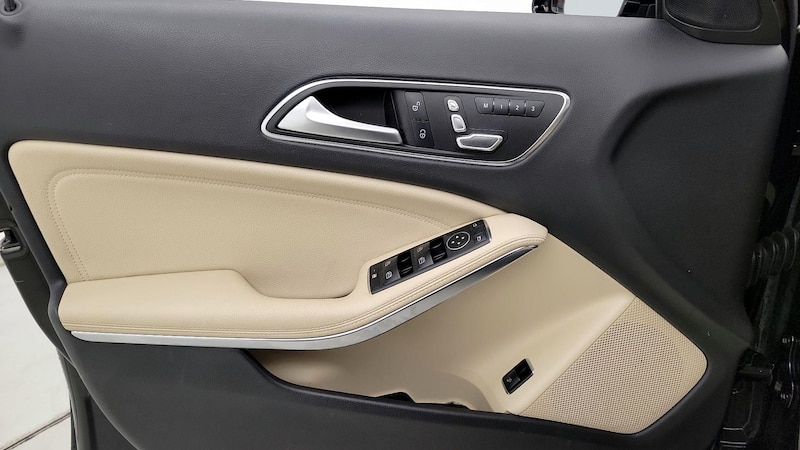 2018 Mercedes-Benz GLA 250 12