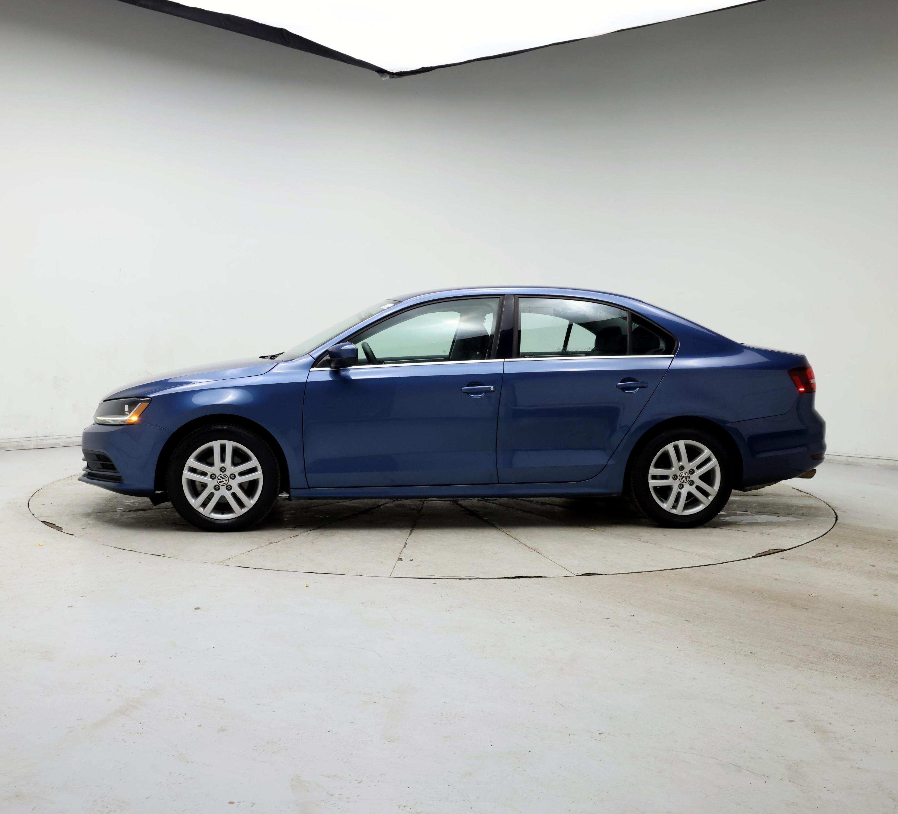 Thumbnail: 2017 Volkswagen Jetta - 3