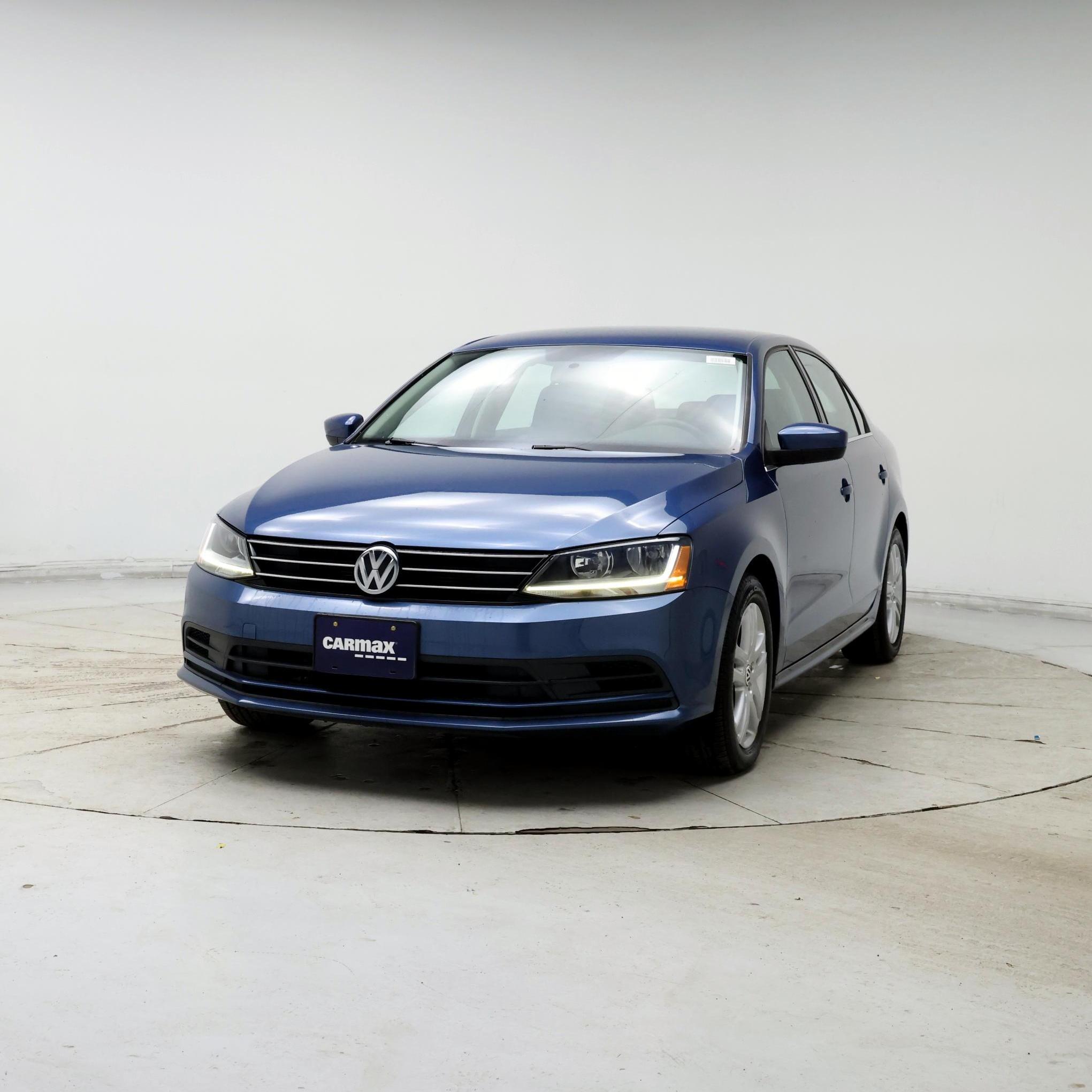 Thumbnail: 2017 Volkswagen Jetta - 4