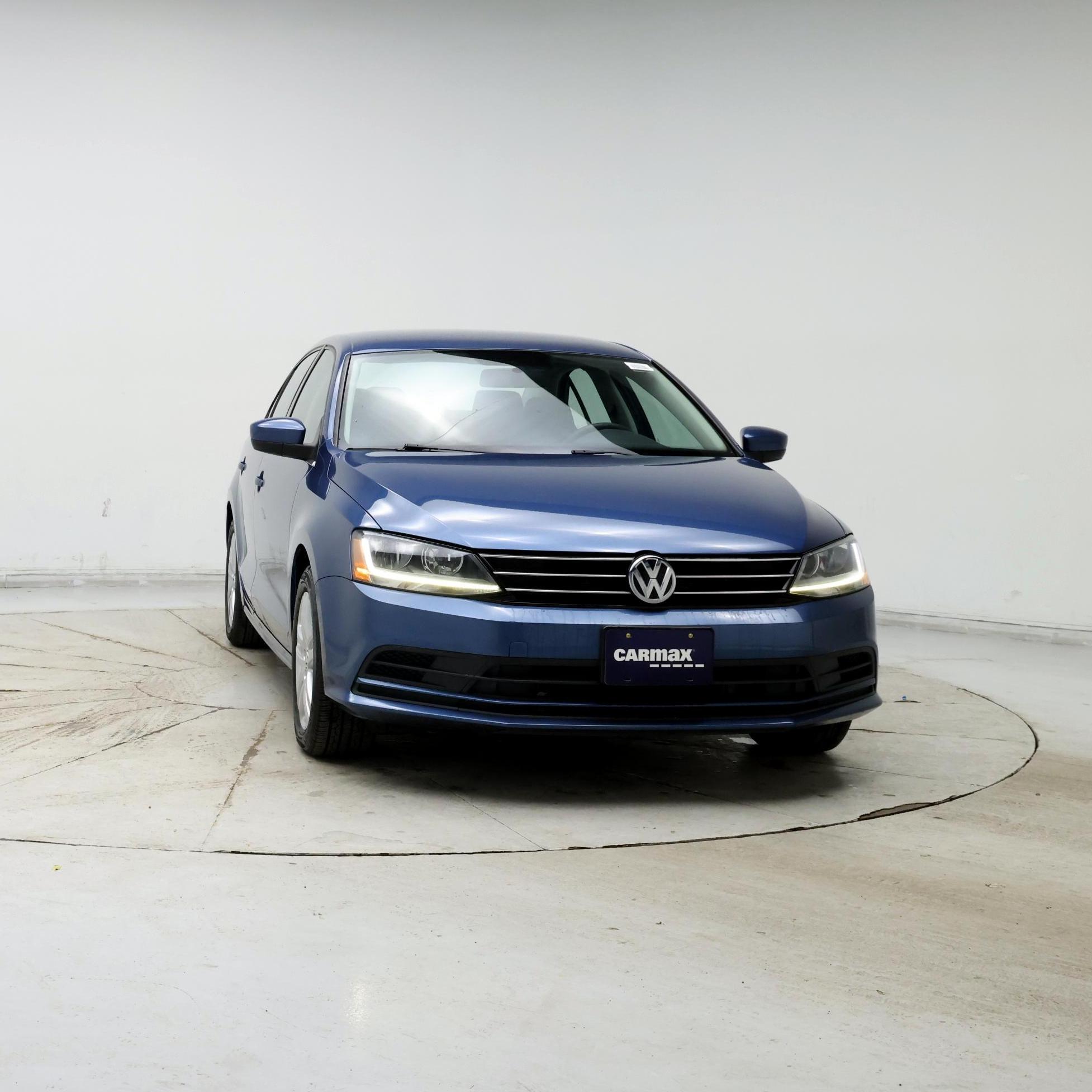 Thumbnail: 2017 Volkswagen Jetta - 5