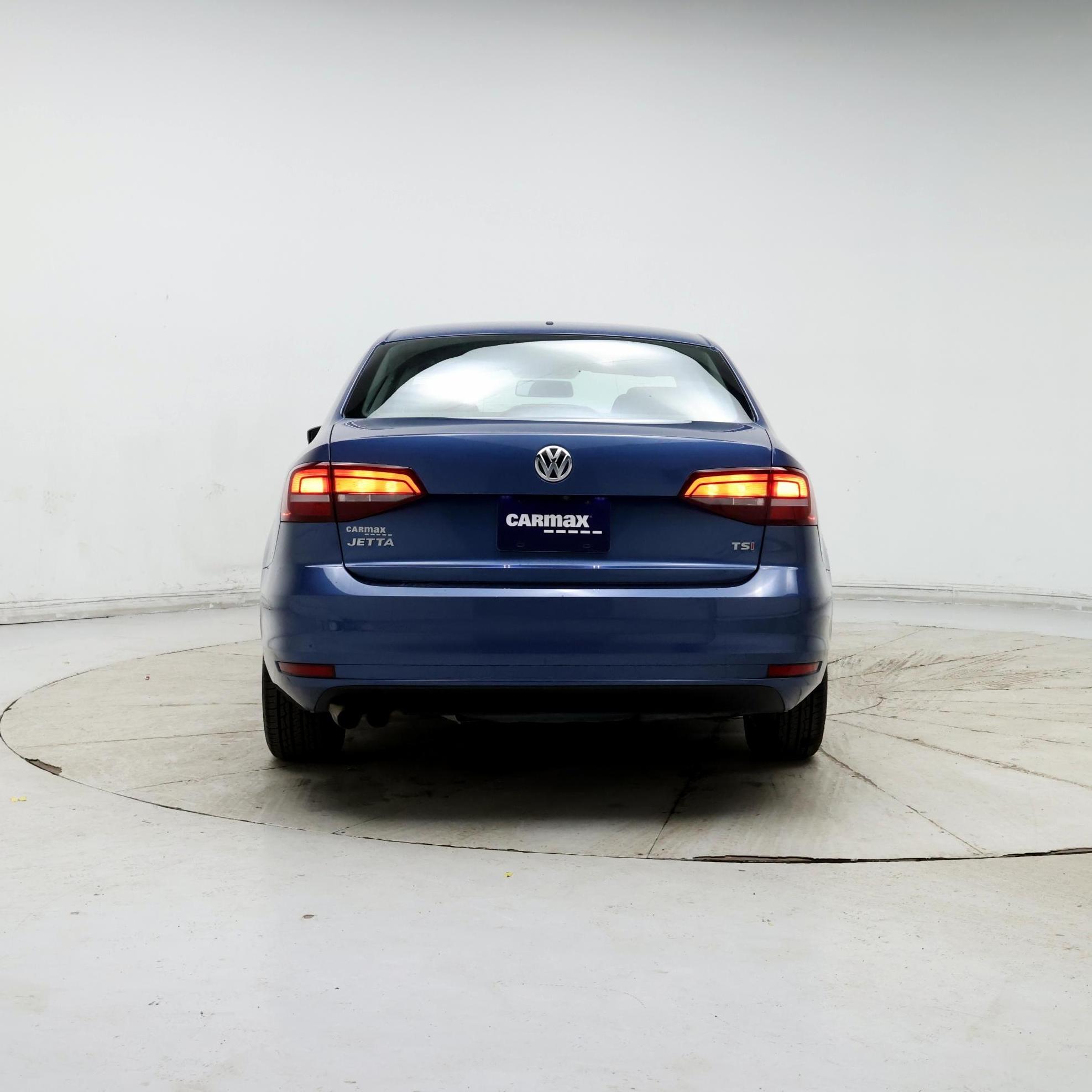 Thumbnail: 2017 Volkswagen Jetta - 6