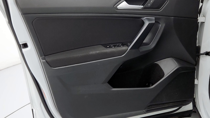 2021 Volkswagen Tiguan S 12