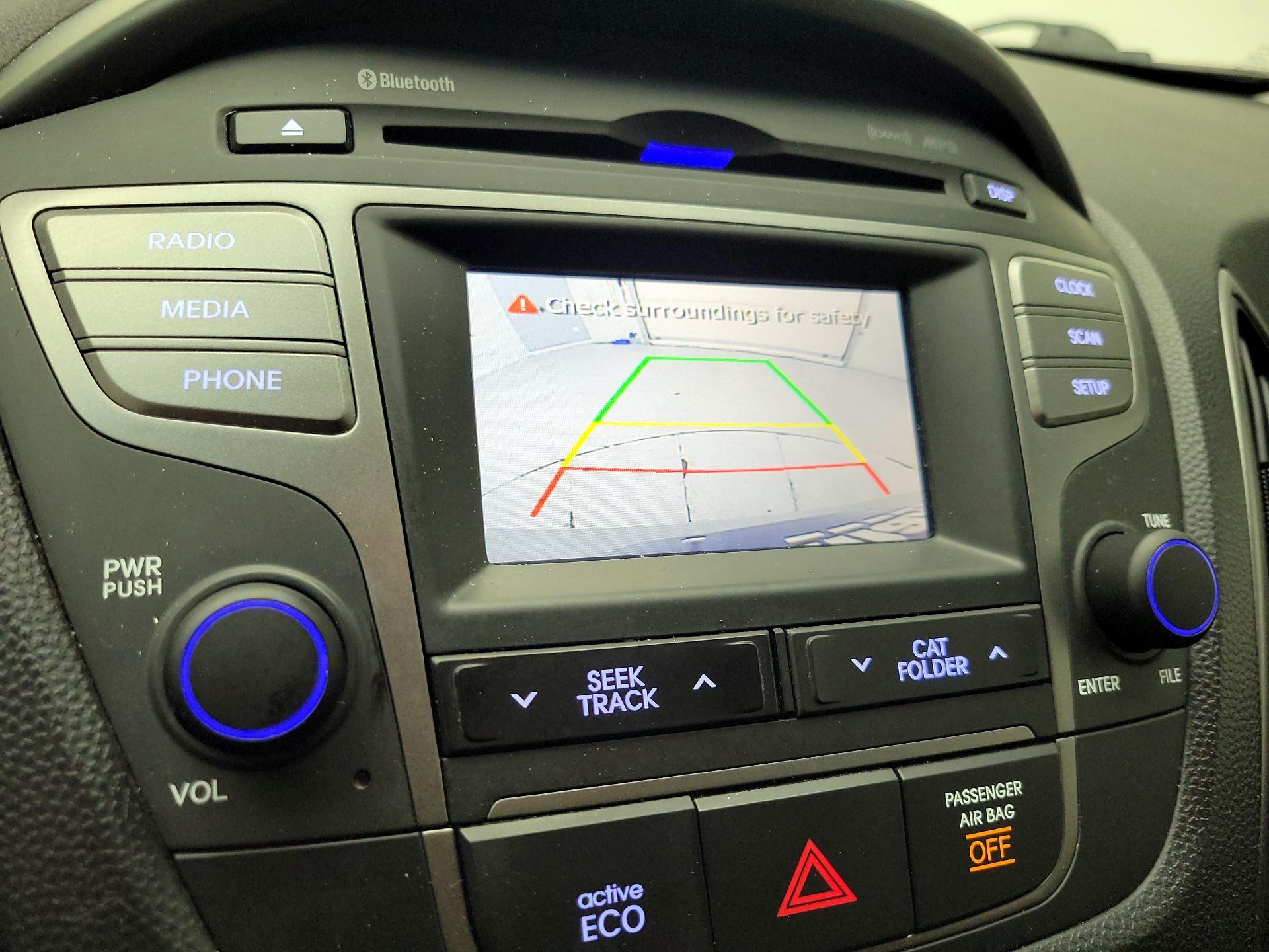 Thumbnail: 2015 Hyundai Tucson - 14