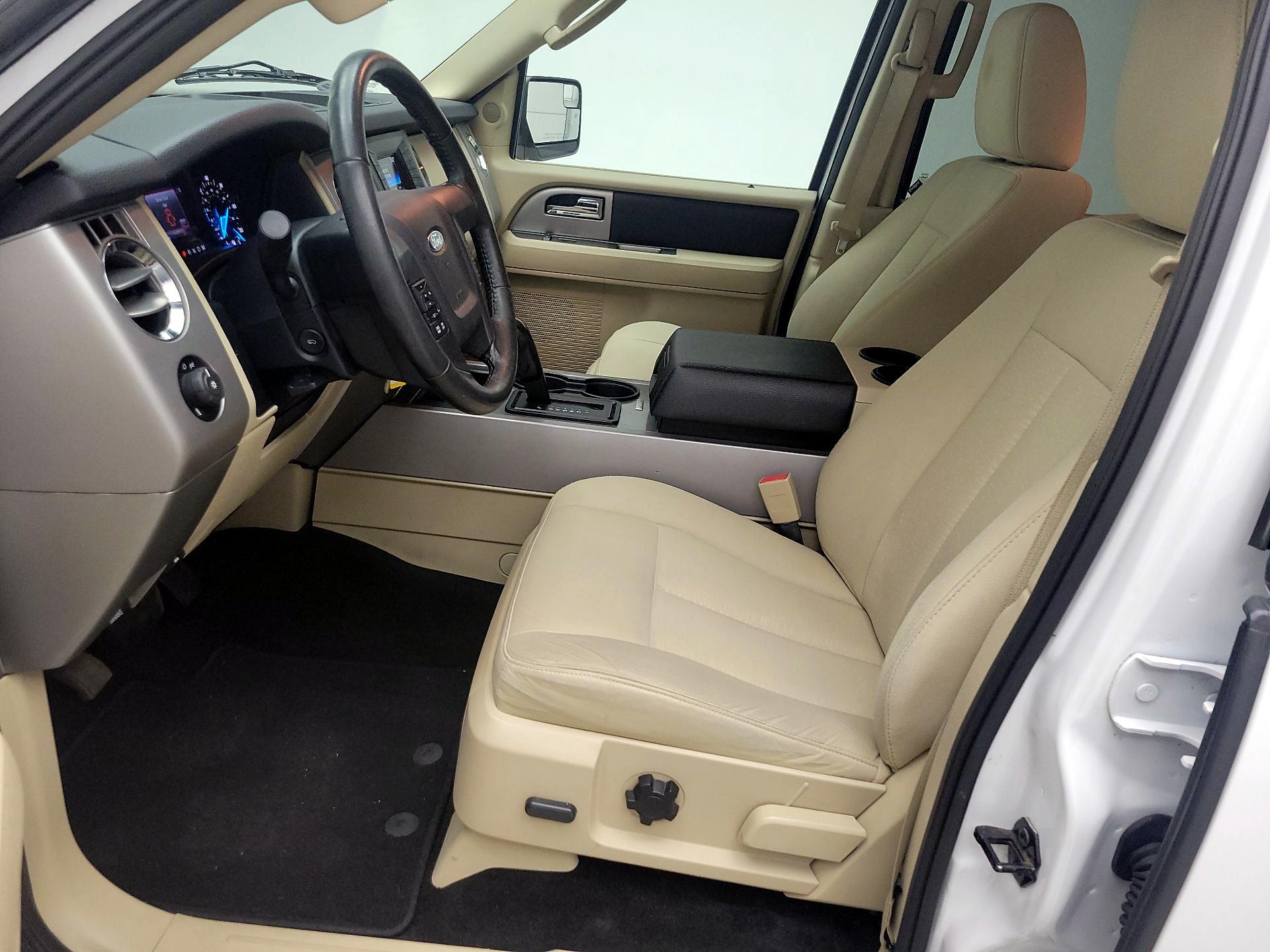 Thumbnail: 2016 Ford Expedition - 11