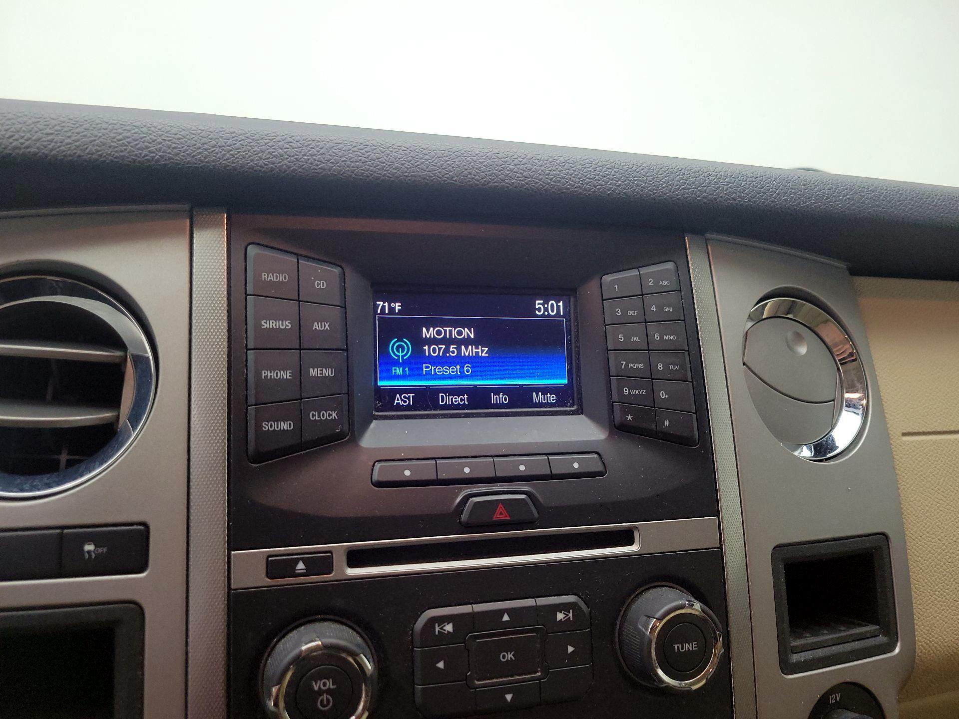 Thumbnail: 2016 Ford Expedition - 15