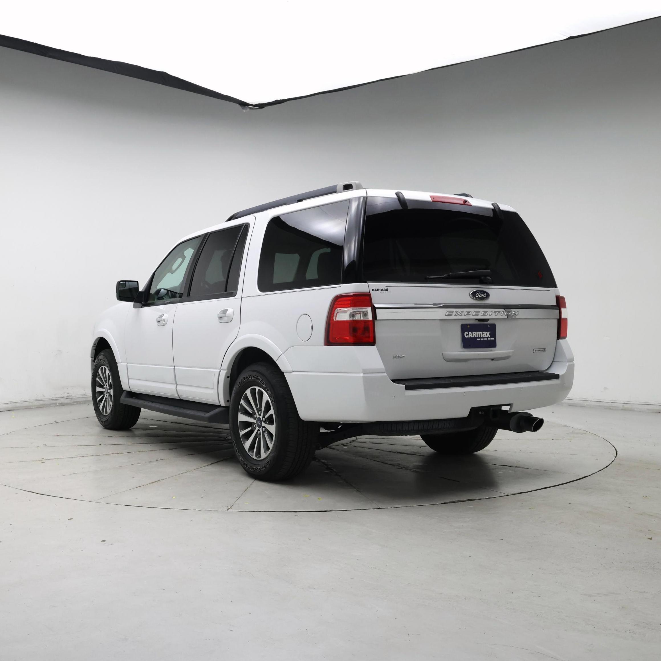 Thumbnail: 2016 Ford Expedition - 2