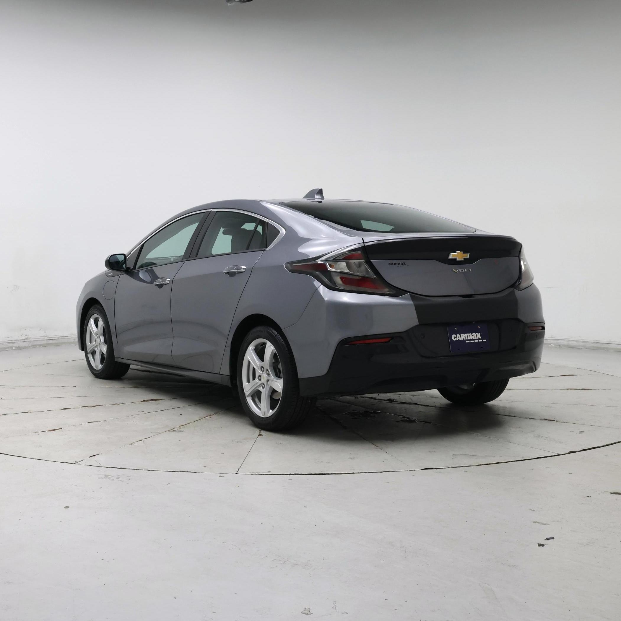 Thumbnail: 2019 Chevrolet Volt - 2