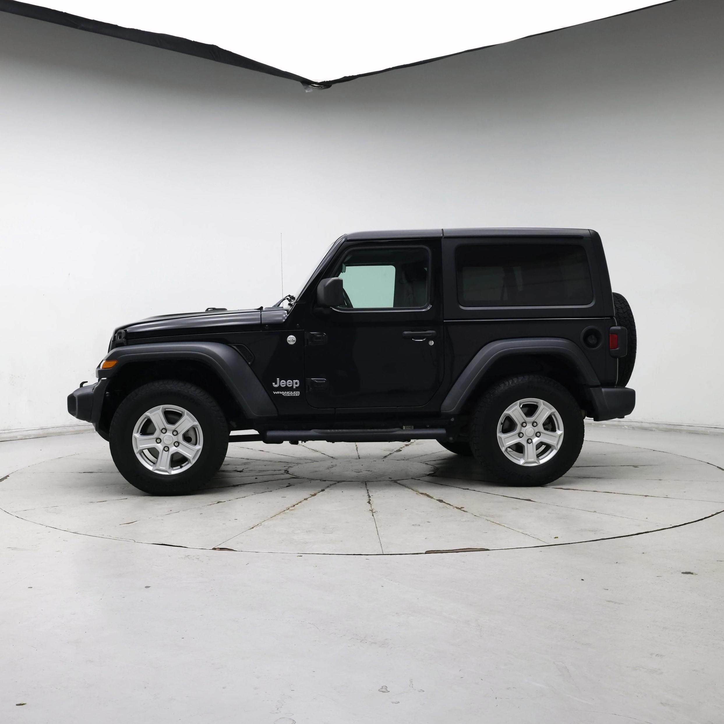 Thumbnail: 2020 Jeep Wrangler - 3