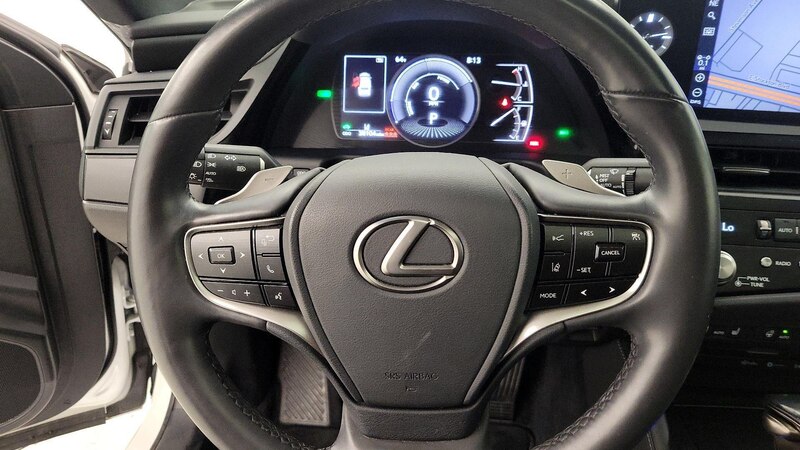 2022 Lexus ES Hybrid 300h 10