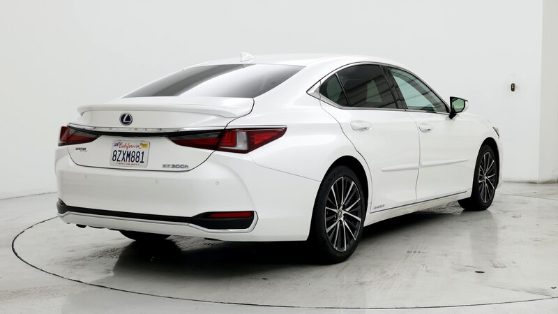 2022 Lexus ES Hybrid 300h 8