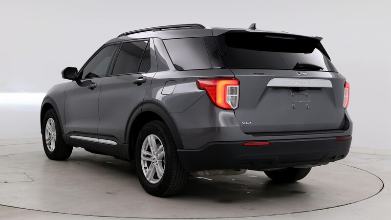 2022 Ford Explorer XLT 2